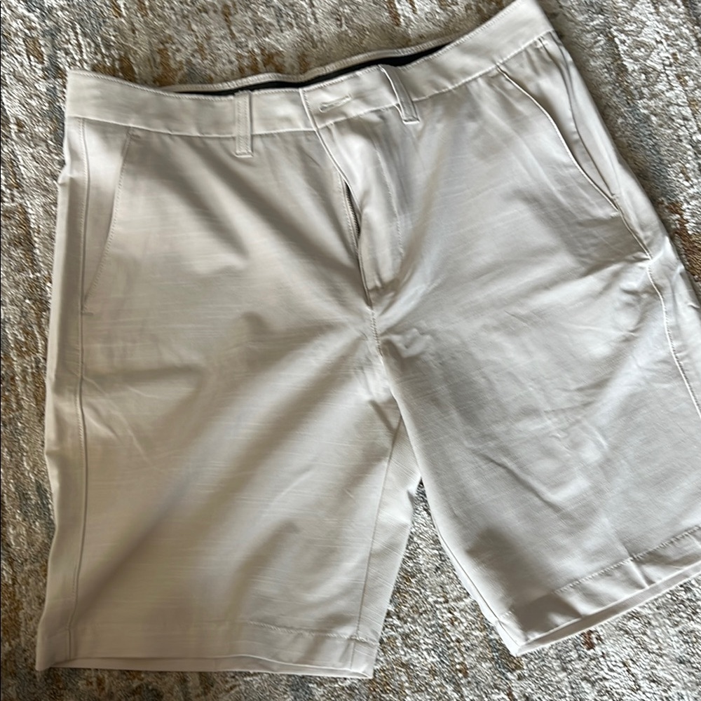 Apt. 9 White Flat Front Shorts